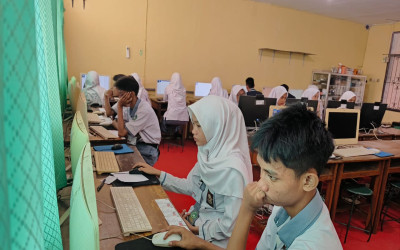 MAN 2 Kota Cirebon Laksanakan Tes Kemampuan Akademik (TKA) untuk Siswa Kelas XII