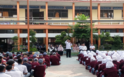 Forum Siswa MAN 2 Kota Cirebon Sosialisasikan Program Makan Bergizi Gratis